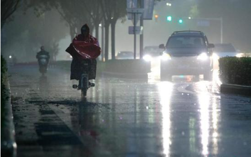 贵阳迎来首场降雪，但气象部门表示这并非初雪